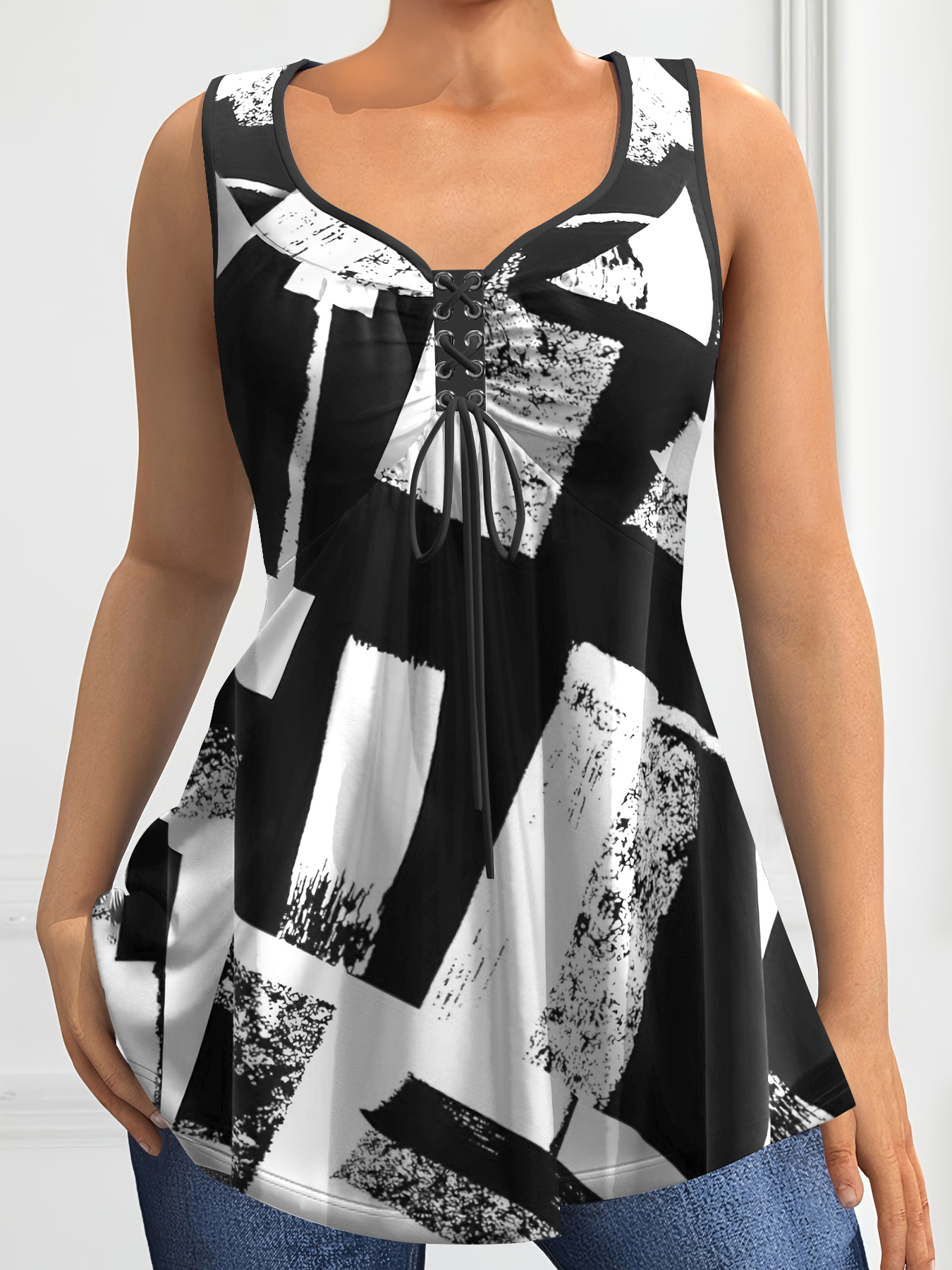 Halter Neck Top - Women's Plus Size Tank Top Colorblock
